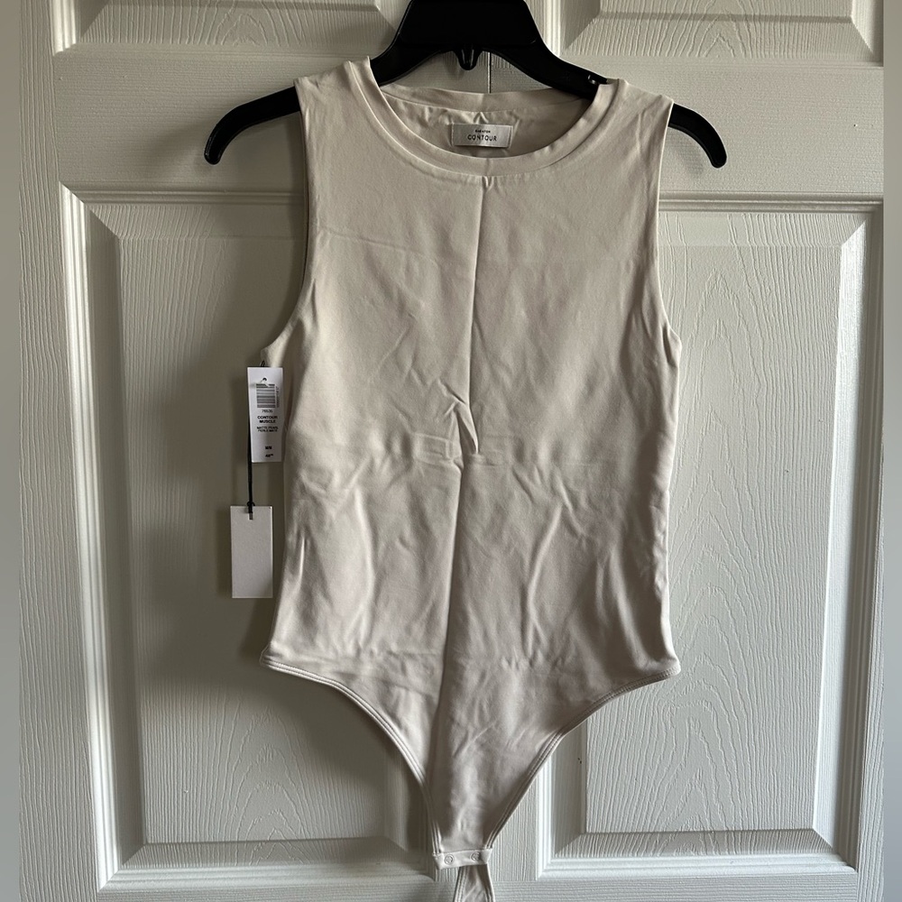 NWT Aritzia Muscle Bodysuit